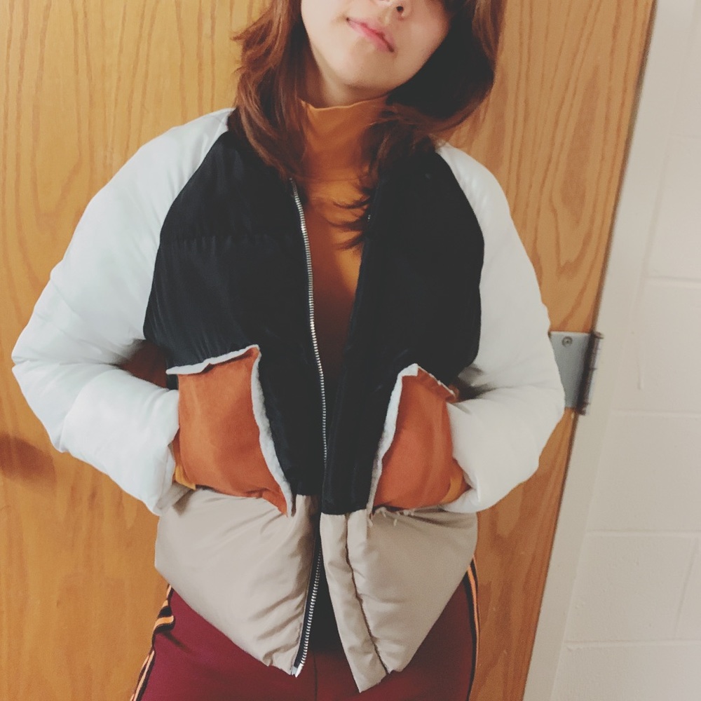Block Cropped Puffer Jacket - Picture 4 of 4